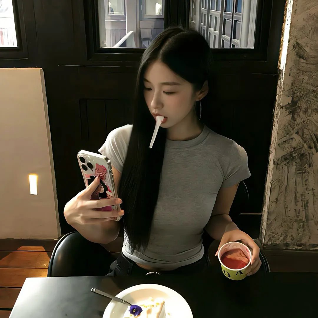 迷雾中的她